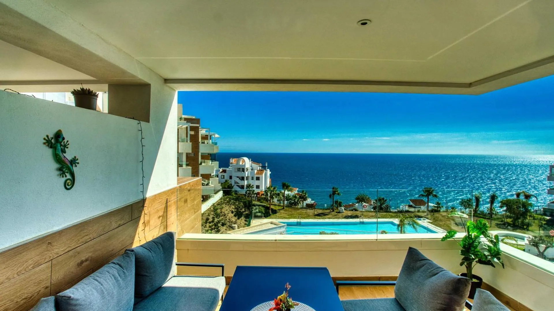 South Facing Sea Views Isea Apartment Torrox 0*,  Spain